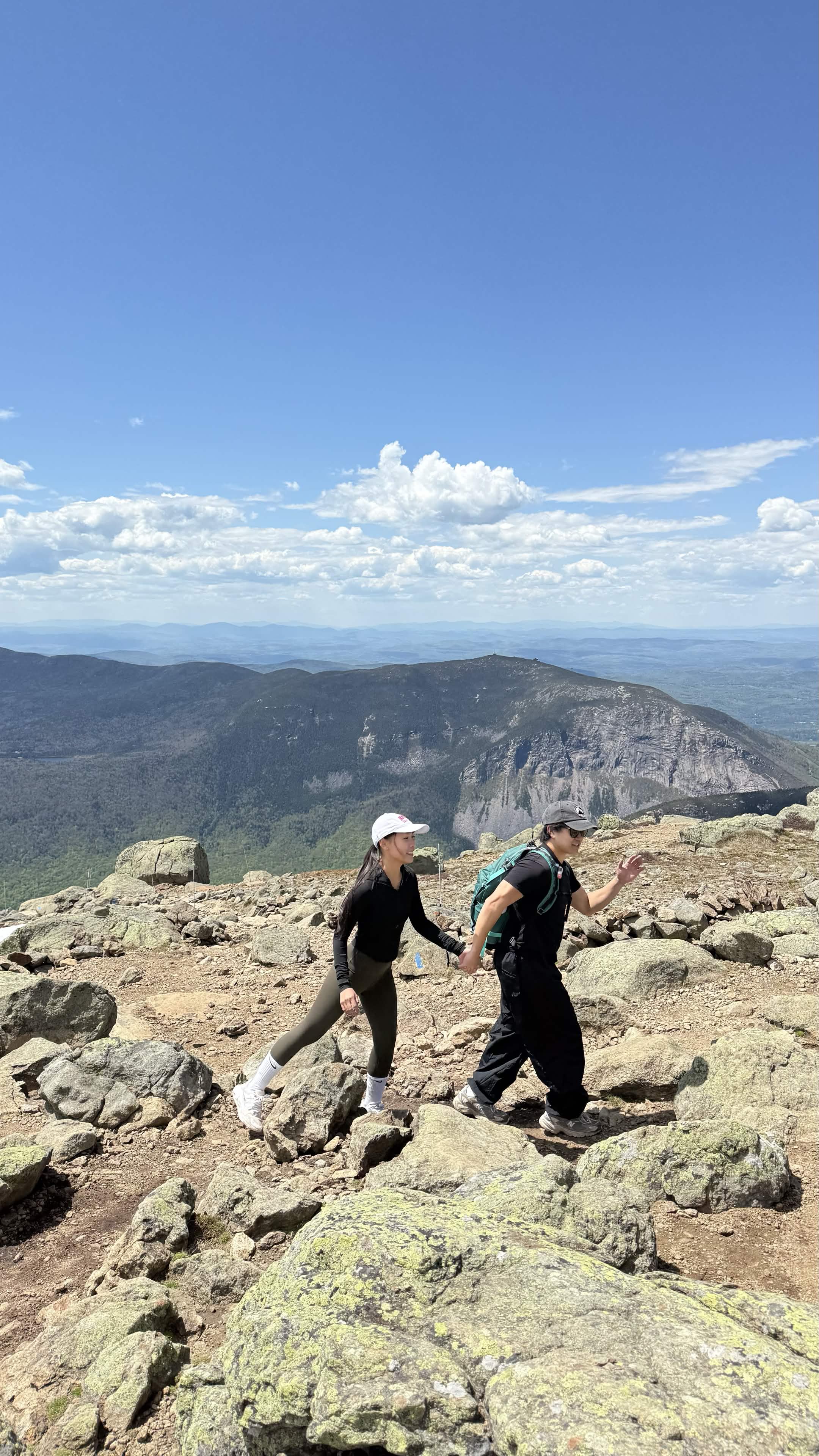 Hiking Franconia Ridge in New Hamshire